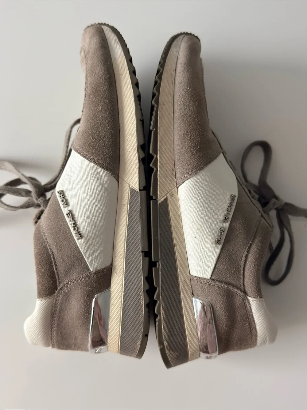 Michael Kors Allie Women's Sz8,5 Gray Suede Trainer Fashion Sneakers